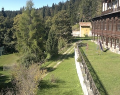 Otel Golf dip Taverna Tirolese (Ruffrè-Mendola, İtalya)