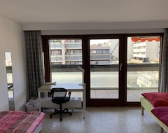Tüm Ev/Apart Daire Nice Apartment With A Large Balcony Near The Hoepfner Castle And Downtown (Karlsruhe, Almanya)