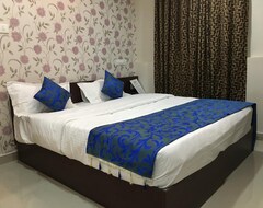 Khách sạn Almas Residency (Kochi, Ấn Độ)