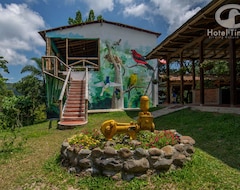 Hotel Tinamu Birding (Manizales, Colombia)