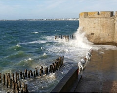 Tüm Ev/Apart Daire Saint Malo Intra - Muros.lumineux.ascenseur.au Pied Des Commerces Et à 150 Mètres De La Plage. (Saint-Malo, Fransa)