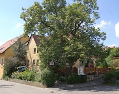 Khách sạn Gasthaus zur linde (Gebsattel, Đức)