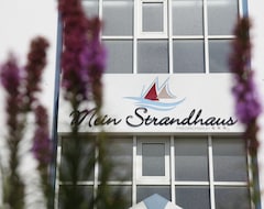 Khách sạn Mein Strandhaus - Hotel, Restaurant & Schwimmbad (Timmendorfer Strand, Đức)