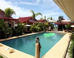 Hotel Sanuk Bungalows (Cape Panwa, Thailand)