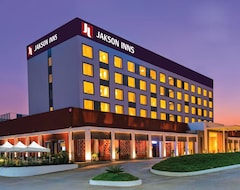 Khách sạn Jakson Inns (Phaltan, Ấn Độ)