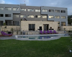 Otel Vuz (Byblos, Lübnan)