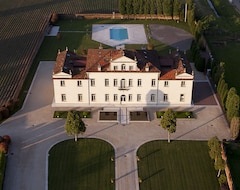 Khách sạn Villa Cornaro Tourist Suites (Zimella, Ý)