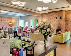 Khách sạn Falenty Biznes I Wypoczynek (Raszyn, Ba Lan)