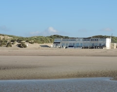 Toàn bộ căn nhà/căn hộ Stowaway Beach House Camber Sands (Rye, Vương quốc Anh)