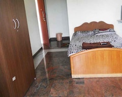 Khách sạn Hotel Surya International, Nellore (Nellore, Ấn Độ)