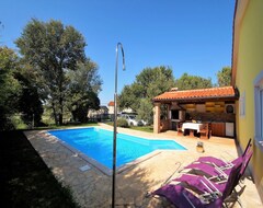 Toàn bộ căn nhà/căn hộ House Nensi With Private Pool And Fenced Yard (Barban, Croatia)