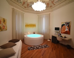 Khách sạn B&B Barone Liberty & Luxury Spa (Gallipoli, Ý)