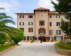 Otel Villa Quiete (Montecassiano, İtalya)