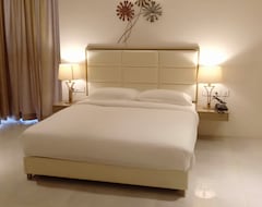 Hotelli Sapphire Premium Hotel & Suite (Karad, Intia)