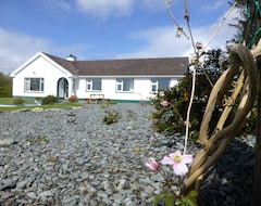 Oda ve Kahvaltı Island View House (Castletownbere, İrlanda)