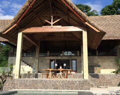 Khách sạn New Villa North Bali (Kubutambahan, Indonesia)