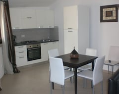 Casa/apartamento entero Pretty And Comfortable Very Central (Pula, Italia)