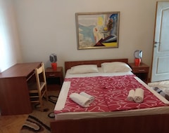 Hotel Apartments Laros (Herceg Novi, Montenegro)