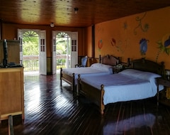 El Edén Country hotel y Club Residencial (Armenia, Colombia)