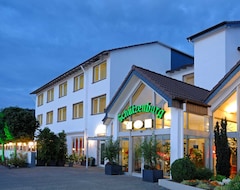 Khách sạn Hotel Schutzenburg (Burscheid, Đức)