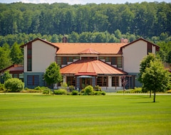 Hotel Forest Hills (Zirc, Hungary)