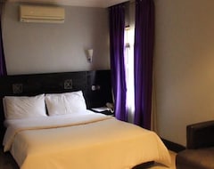 Khách sạn The Hedge Suites (Lagos, Nigeria)