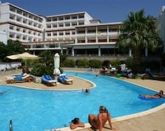 Otel Esperides Beach Resort (Skiathos Town, Yunanistan)