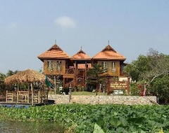 Hotel Hidden Holiday House (Nakhon Pathom, Thailand)