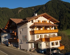 Hotel Laurin (Tiers am Rosengarten, İtalya)