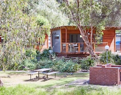 Khu cắm trại Lorne Foreshore Caravan Park (Lorne, Úc)