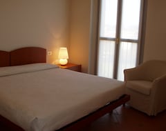 Hotel Vi.co. Residence Nel Golf (Usmate Velate, Italija)