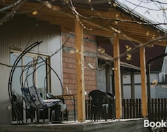 Koko talo/asunto Anchor Home (Bijeljina, Bosnia ja Herzegovina)