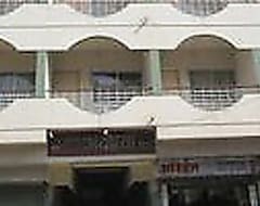 Khách sạn Ayodya Lodge (Solapur, Ấn Độ)