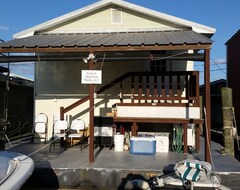 Cijela kuća/apartman Venice Houseboat For Rent - Cell # 651-366-1369 - There Is A $75 Cleaning Fee (Boothville, Sjedinjene Američke Države)