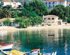 Hotel Vassilis Retreat (Svoronata, Grčka)