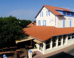 Khách sạn Hotel Chez Jean Paul (Mimizan, Pháp)