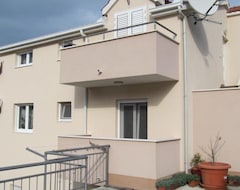 Casa/apartamento entero Apartments Majić (Vinišće, Croacia)