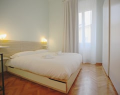Hotel Ghega - Rent Room (Trieste, Italy)
