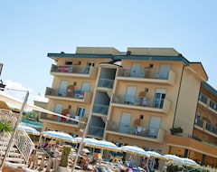 Khách sạn Hotel Royal Inn (San Mauro Pascoli, Ý)