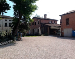 Casa rural Agriturismo Antica Corte Cason (Ronco all'Adige, İtalya)
