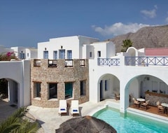 Hotel Meltemi Luxury Suites (Perissa, Greece)