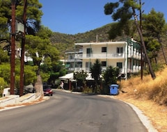 Hotel Agyra (Neorio, Grækenland)