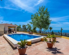 Hele huset/lejligheden Villa With Huge Panoramic Terrace And Dream Views (Vélez-Málaga, Spanien)
