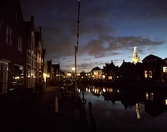 Toàn bộ căn nhà/căn hộ The Dutch Buoy (Monnickendam, Hà Lan)