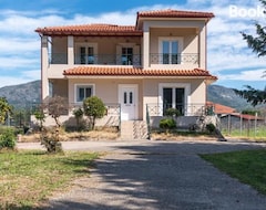 Koko talo/asunto Villa Eleni (Zacharo, Kreikka)