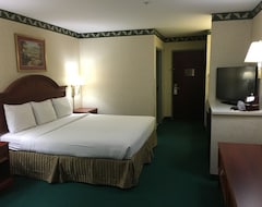 Motel Grand Vista Hotel & Suites (Greenback, USA)