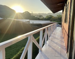 Adventure Lodge Hotel (Jaco, Kostarika)