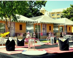 Khách sạn Raasleela Luxury Camp (Udaipur, Ấn Độ)