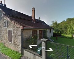 Toàn bộ căn nhà/căn hộ Character Family House In A Green Setting (Bouilland, Pháp)