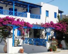 Hotel Milos Rooms (Adamas, Greece)